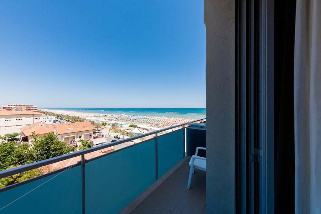 Hotel Sayonara Senigallia Oda fotoğraf