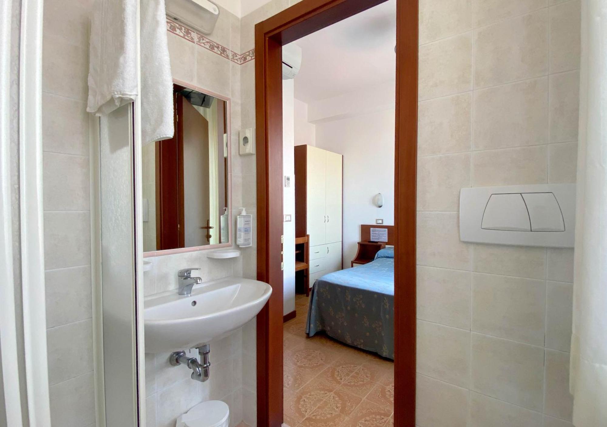 Hotel Sayonara Senigallia Dış mekan fotoğraf