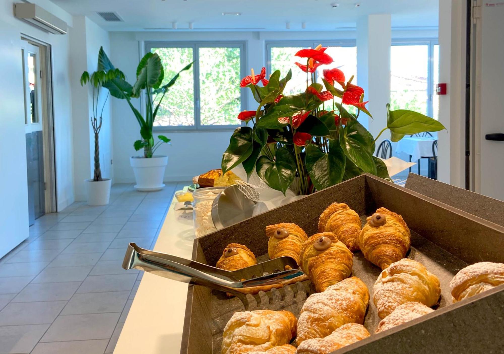 Hotel Sayonara Senigallia Dış mekan fotoğraf